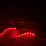 Šimon Bilina Instagram - Připomínka pro dnešní den: Uvolni se…🤣🪶❤️ Testujeme gravitaci a nový košilky s můzickou módní návrhářkou Ivetou Nedomovou, která svůj domov našla ve vytváření nádhernejch, funkčních a nezaměnitelnejch kusů oblečení:)… @nedomova.design 📯🎊❤️ Její firma sídlí v Brně a vše najdeš a třeba objednáš na www.nedomova.cz Brno, Czech Republic