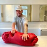Cédric Grolet Instagram - Cookies à la 🍓 pour l’été 🫶🏻