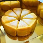 Cédric Grolet Instagram - Bon Paris! Question sérieuse! On met le cheesecake à la carte ou seulement à Londres?! #cedricgrolet 🧀