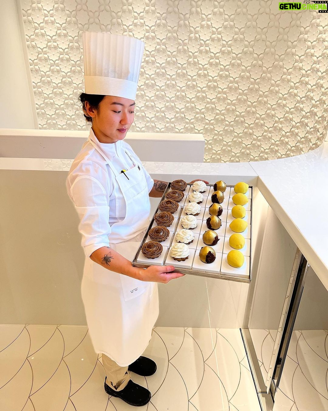 Cédric Grolet Instagram - Une pâtisserie? 🤍 Cédric Grolet at The Berkeley