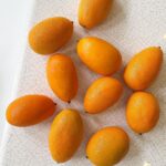 Cédric Grolet Instagram - Un kumquat ? Qui connaît ? Nouveau trompe l’œil bientôt disponible 🧡