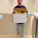 Cédric Grolet Instagram - Premier jeu concours pour vous london ! Pour l’ouverture du Click&Collect, je vous fais gagner un coffret de la collection actuelle: 5 créations pour votre goûter de dimanche! Nomme la personne avec qui tu veux le partager! Et pour ceux qui veulent être sûrs d’avoir leurs pâtisseries c’est ici https://cedric-grolet.com/london/ ❤️ #cedricgrolet Cédric Grolet at The Berkeley