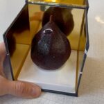 Cédric Grolet Instagram - Nouveau trompe l’œil! « Poire au vin » 🍷