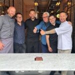 Cédric Grolet Instagram - A l’occasion du 10ème anniversaire de la manufacture @lechocolatalainducasse nous avons travaillé sur une tablette de chocolat en trompe-l’œil. Une création entre leur univers et le notre… de la fève de cacao à la pâtisserie ! Un praliné cacao, une mousse chocolat, un caramel vanille, le tout enrobé d’une coque de chocolat brute. Bientôt disponible! Merci @soinsgraphiques #cedricgrolet & #alainducasse 🍫