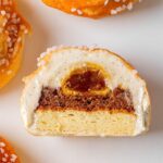 Cédric Grolet Instagram - Chouquette caramel vanille en trompe l’œil pour la première fois exclusivement à Londres! #cedricgrolet #theberkeley 🪐