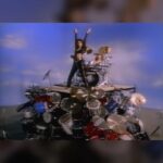 Céline Dion Instagram - Saviez-vous que Céline a flirté avec la musique rock dans les années 90 ? Voyez la version remasterisée en HD du clip « Des mots qui sonnent », lancé en novembre 1991. Dites-nous ce que vous en pensez ! Joyeux 30e anniversaire à l'album "Dion chante Plamondon ❤ -Team Céline (Lien en bio) Did you know Celine flirted with rock music in the 90’s? Here’s the HD remastered version of “Des mots qui sonnent” originally released in November 1991. Tell us what you think about it! Happy 30th anniversary to the ‘Dion chante Plamondon’ album ❤ -Team Celine (Link in bio) #40yearsofCelineDion #DionChantePlamondon #TBT #90s