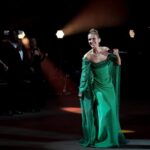 Céline Dion Instagram - We had so much fun in London last July! What an incredible experience!! ✨ 💕 – Celine xx… . Nous avons eu tellement de plaisir à Londres en juillet dernier! Quelle expérience incroyable !! ✨ 💕 – Céline xx… . #LetTheMusicPlay . 📸 @christiegoodwin