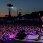 Céline Dion Instagram - We had so much fun in London last July! What an incredible experience!! ✨ 💕 – Celine xx… . Nous avons eu tellement de plaisir à Londres en juillet dernier! Quelle expérience incroyable !! ✨ 💕 – Céline xx… . #LetTheMusicPlay . 📸 @christiegoodwin