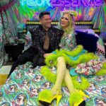 César Doroteo Instagram - ¡Heeeeeeeeermanas! Se vivió la fantasía #DragConLA 2023. Mucha emoción, muchas comadre diosísima y mucha fantasía. Aquí les dejo las fotos que pude tomarme con algunas de mis reinas favoritas de todo el universo de RuPaul. Una fantasía @wowpresentspluses @paramountplusmx ¡Vengan! ¡Vean los shows! ¡Apoyemos a las reinas! Me encantó todo. 🩷 Convention Center - Los Angeles