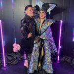 César Doroteo Instagram - ¡Heeeeeeeeermanas! Se vivió la fantasía #DragConLA 2023. Mucha emoción, muchas comadre diosísima y mucha fantasía. Aquí les dejo las fotos que pude tomarme con algunas de mis reinas favoritas de todo el universo de RuPaul. Una fantasía @wowpresentspluses @paramountplusmx ¡Vengan! ¡Vean los shows! ¡Apoyemos a las reinas! Me encantó todo. 🩷 Convention Center - Los Angeles