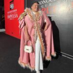 César Doroteo Instagram – Ayer se sirvió esta fantasía en los premios @impulsecdmx 2022. Una verdadera fantasía creada por @valencia_gonzaga que @liza_zanzuzzi me hizo favor de prestar de showroom personal. Me sentí #LaMásDelToro
Gracias @juanoyervides por estas fotitos. 💖 #impulselgbtqawards2022 Estación Indianilla