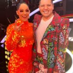 César Doroteo Instagram - #tbt A esta mini sesión de fotos detrás de @laacademiatv con las dos reinonas del programa, mi amada @soylolacortes y la preciosa @anabarbaramusic. Ya tenía rato que quería subirles estas fotitos, pero se me había olvidado. Un sueño hecho realidad. ❤️ Jacket y Falda @nonamestudiomx #laacademia #lolacortes #anabarbara 💖 Azteca Novelas