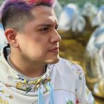 César Doroteo Instagram – Lo maravilloso que fue la experiencia que vivimos en @teamlab.planets en Tokio, indescriptible. Esto es solo una muestra de lo mucho que lo disfrutamos. ¡Ya quiero más aventuras en este país! Estoy siendo muy fan de este viaje. 🇯🇵✨
#teamlabplanets #tokyo #japon 🌸
Hoodie @nonamestudiomx
Pantalones @ivankavalos teamLab Planets TOKYO / チームラボプラネッツ
