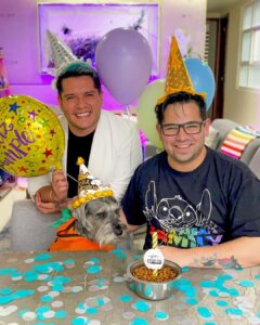 César Doroteo Instagram - Ayer fue el cumpleaños del príncipe de esta casa, mi Marloncito ya cumplió 5 años, mismos que ha llenado esta casa de mucho amor y alegría. Le hicimos un pequeño festejo, con muchas croquetas, mucho amor y muchos mimos. ¡Felicidades a mi bebé que ya casi es un señor bebé! Jajaja. #dogs #cachorro Ohana