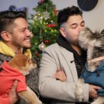César Doroteo Instagram – ¡SORPRESA! ¡Bienvenido Toshirō Mifune! Iniciamos el 2024 recibiendo a un nuevo cachorrito en la familia, estamos seguro que nos llenará el corazón de mucho amor, así como nosotros le amaremos incondicionalmente por siempre. Estamos muy contentos y muy felices, esta casa se llenará de más bellas historias que contar con el nuevo bebé. Por fin podremos ser Los 4 Fantásticos para Halloween. 🤣 🐕🩷
Gracias @kvvcorona por estas fotos maravillosas. 🧞♀️ Mexico City, Mexico