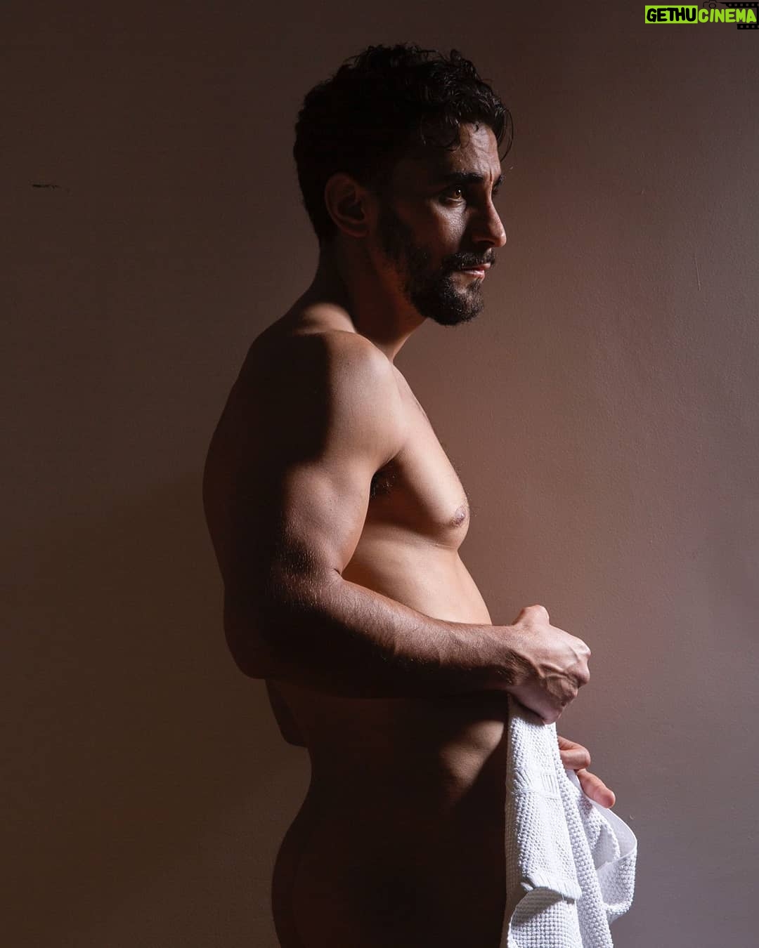 César Mateo Instagram - @antoniorubial.photo