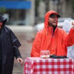 Cătălin Bordea Instagram - Diseară bag chestii lungi și groase in gură și devine din ce in ce mai rău… @nelucortea @americaexpressromania @vladcazino