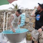 Cătălin Bordea Instagram – Diseară sug chestii, @nelucortea se mănâncă singur și ne găsim femei. @americaexpressromania @vladcazino