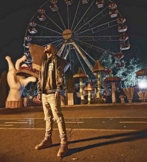 Cătălin Bordea Instagram - Noaptea mă duc pe ciuperci…