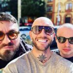 Cătălin Bordea Instagram - Cu Dulăii pă Praga. @micutzustandup @adriancelnicolae Prague, Czech Republic