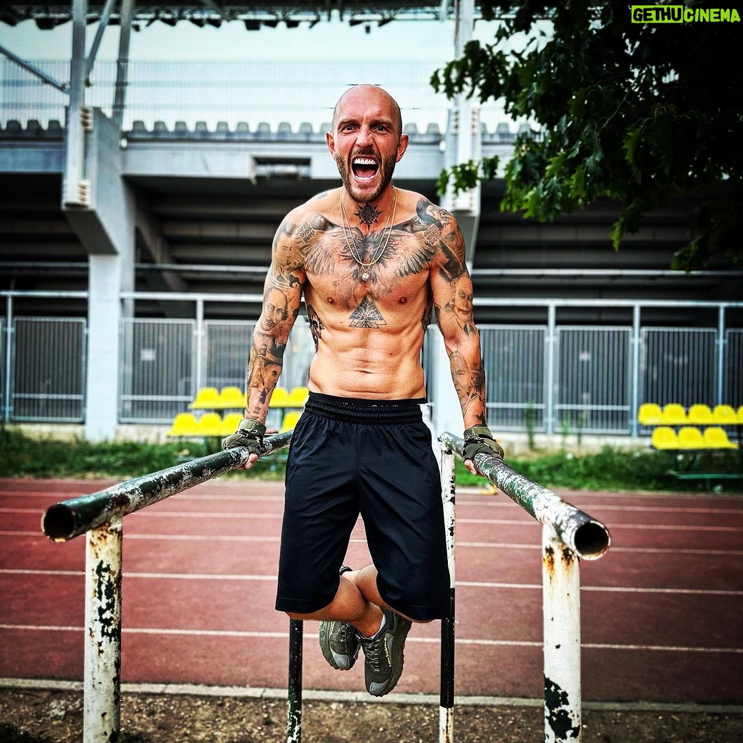 Cătălin Bordea Instagram - Hang in there Little Moldavian!!! Stadionul Iolanda Balas Soter