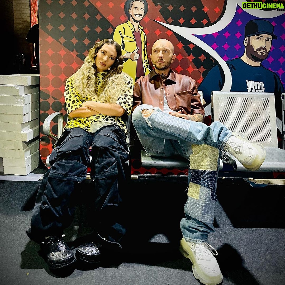 Cătălin Bordea Instagram - Cine m-a făcut om mare?????? @delia
