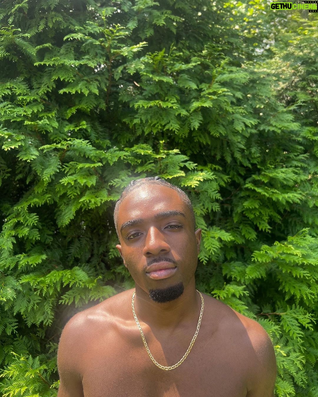 Caleb McLaughlin Instagram - Chapter 22 🎈 God is Good.