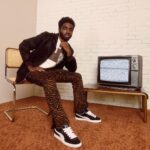 Caleb McLaughlin Instagram - Fresh suedes always completing the fit @puma #foreverclassic 🖤🤍