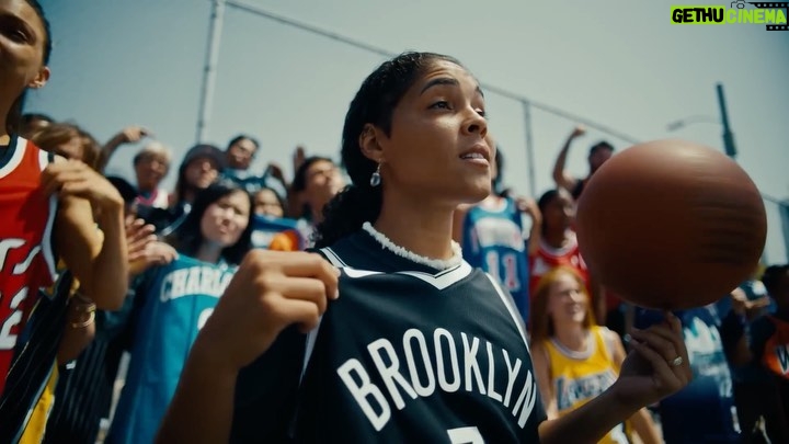 Calmatic - 1.7K Likes - A few of my favorite moments from the latest spot I directed for the @NBA 22/23 season starring a few legends and the young and talented bro from Compton @keyonbowman61
Had a blast working with the homies at @wearetranslation and ton of future hall of famers.
Special thanks to everyone involved @larksss @prettybirdpic @reconciliation @itaaaru