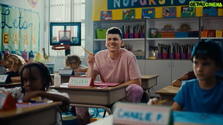 Calmatic - 1.7K Likes - A few of my favorite moments from the latest spot I directed for the @NBA 22/23 season starring a few legends and the young and talented bro from Compton @keyonbowman61
Had a blast working with the homies at @wearetranslation and ton of future hall of famers.
Special thanks to everyone involved @larksss @prettybirdpic @reconciliation @itaaaru