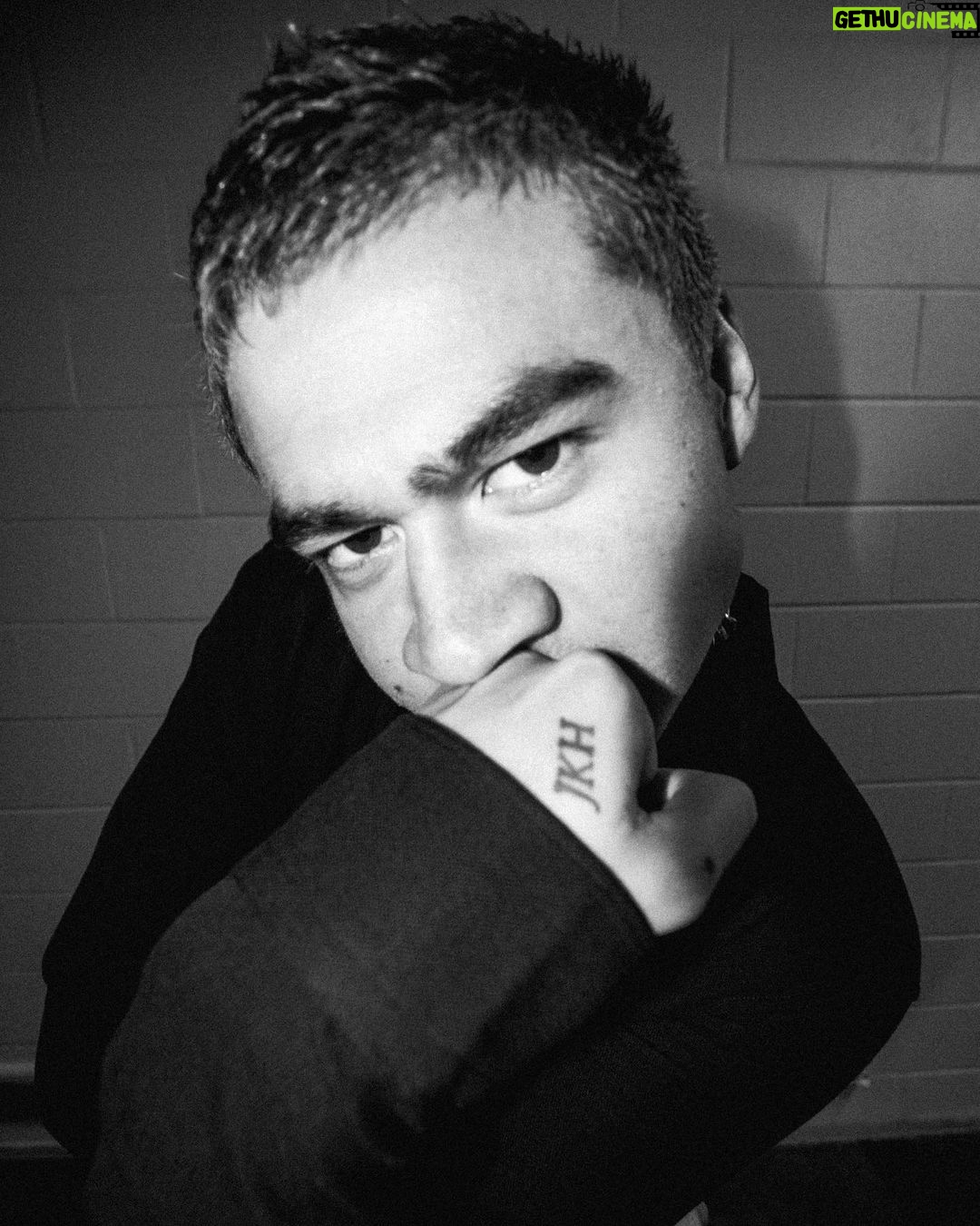 Calum Hood Instagram - My dream self and I like the same things. Boston, Massachusetts