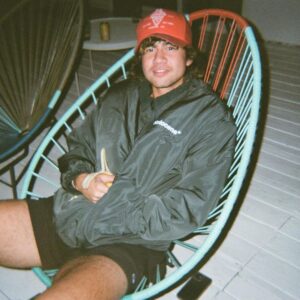 Calum Hood Instagram - 👋👋👋