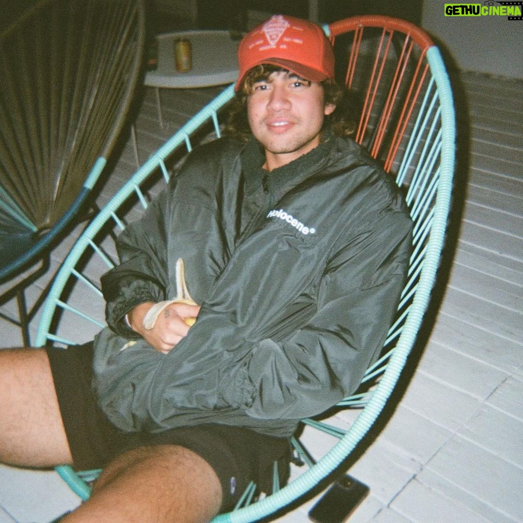 Calum Hood - 651.3K Likes - 👋👋👋