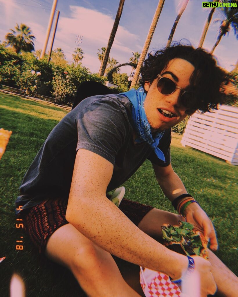 Cameron Boyce Instagram - Sorry to disrupt your perfectly curated Coachella timeline right now lmao just wanted to share how festival goers look after their 20 minute iPhone photo shoots. Indio, California