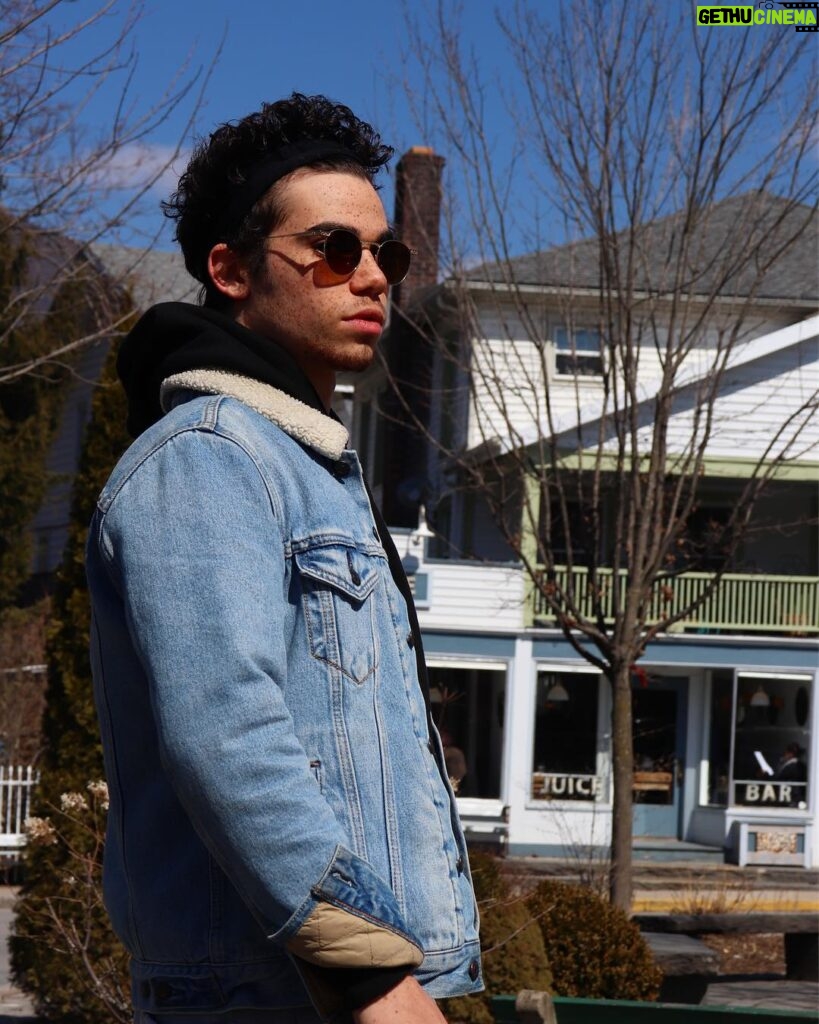 Cameron Boyce Instagram - by the time we got to Woodstock, we were half of 4 doinks strong. Woodstock, New York
