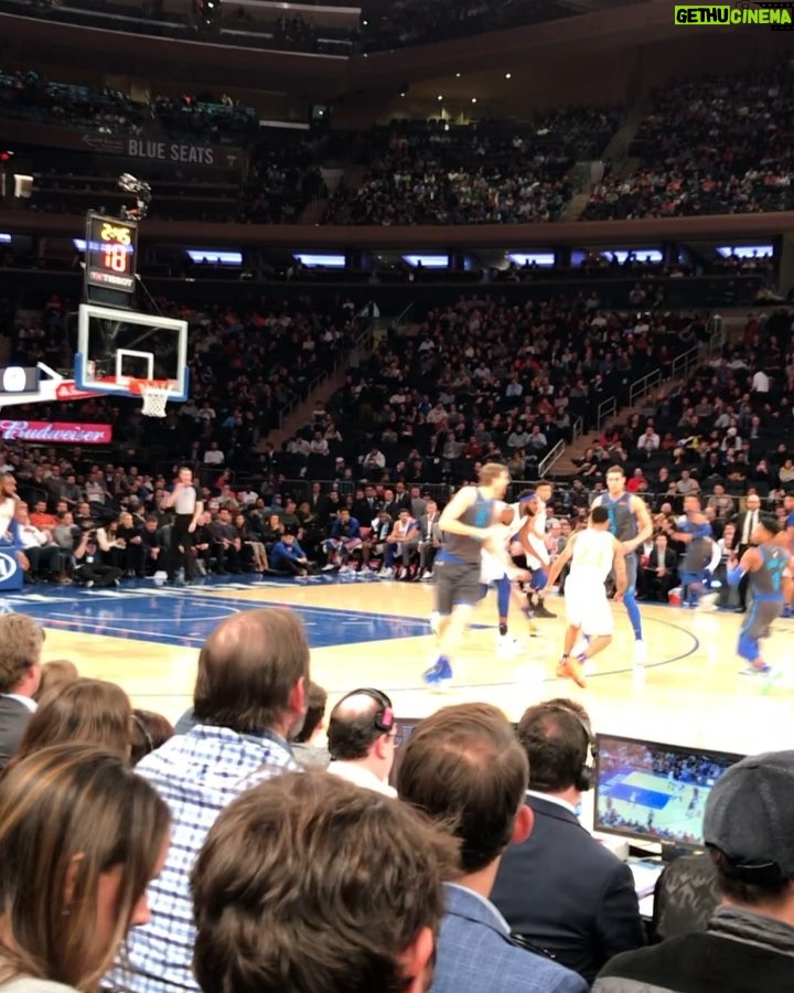 Cameron Boyce Instagram - Watched J Cole watch Dirk tonight 🤣🤣 Madison Square Garden