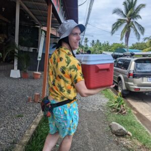 Cameron Kennedy Instagram - All smiles in Costa Part 2
🇨🇷