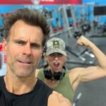 Cameron Mathison Instagram - Tryin to keep up with @jillwagner in the gym while we’re shooting up here in North Bay😮💪🏼👊🏼 #badass #workout #workoutpartner World Gym North Bay