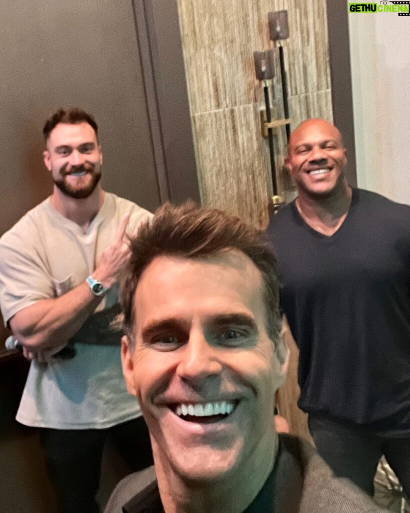 Cameron Mathison Instagram - Can you tell I’m a little excited?😃 Hanging with 7 time Mr Olympia Phil Heath, and 4 time Mr Olympia Classic Physique Chris Bumstead💪🏼💪🏼💪🏼💪🏼 Two incredible competitors, but even better humans🙏🏼 #hybridhealthsummit2023 #philheath #chrisbumstead #mrolympia Miami, Florida