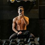 Cameron Mathison Instagram - Day 2 of my latest @allencress_ifbbpro work out👊🏼 I’ve been working with Allen and @nuethix_formulations for over two years now and I honestly can’t believe how amazing I feel. At 54 I’m stronger and have more energy than in my 30s. It’s been quite a health journey (kidney cancer, SIBO, H pylori, mold, hormone imbalance, high blood glucose levels - even on low carb diet with fasting, horrible sleep, extreme fatigue, and more…) Grateful to Allen and Nuethix for the game changing work they are doing 👊🏼🙏🏼 Also a huge thank you to @drclementlee and @inderbirgillmd #health #Fitness #longevity
