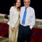 Camila Flores Instagram - Fue un privilegio conocerlo Presidente y colaborar con su primer Gobierno Hoy lo pude despedir con mucha pena por su trágica y repentina partida, pero a la vez con sentimientos de satisfacción al ver a cientos de compatriotas esperando entrar al ex congreso para darle el último adiós y valorando su contribución a nuestro país Gracias por darle a Chile lo mejor suyo Que Dios lo reciba en Su Reino