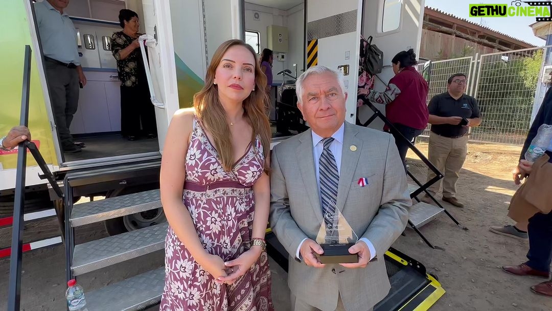 Camila Flores - 314 Likes - ✅ Inauguración de la clínica familiar móvil para la comuna de #Cabildo
Muy bien acompañada de nuestro #CORE Percy Marin y del ex ministro Enrique Paris. Además de nuestros concejales Teresa Pinilla Delgado y Fernando Olmos
#MisionCumplida ✅