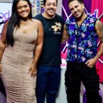Camila Loures Instagram - VAI COMEÇAR … Hoje o pod vai ser comedia pura com @renatoalbani … bora pro ao vivooo 💕 link na bio! @podcats