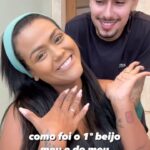 Camila Loures Instagram - Resumo do 1º beijo meu e do mô enquanto maquio com minha linha da @vult 💕 Curtiram o resultado dessa make? Querem mais vídeos contando historias? 😂 #publicidade