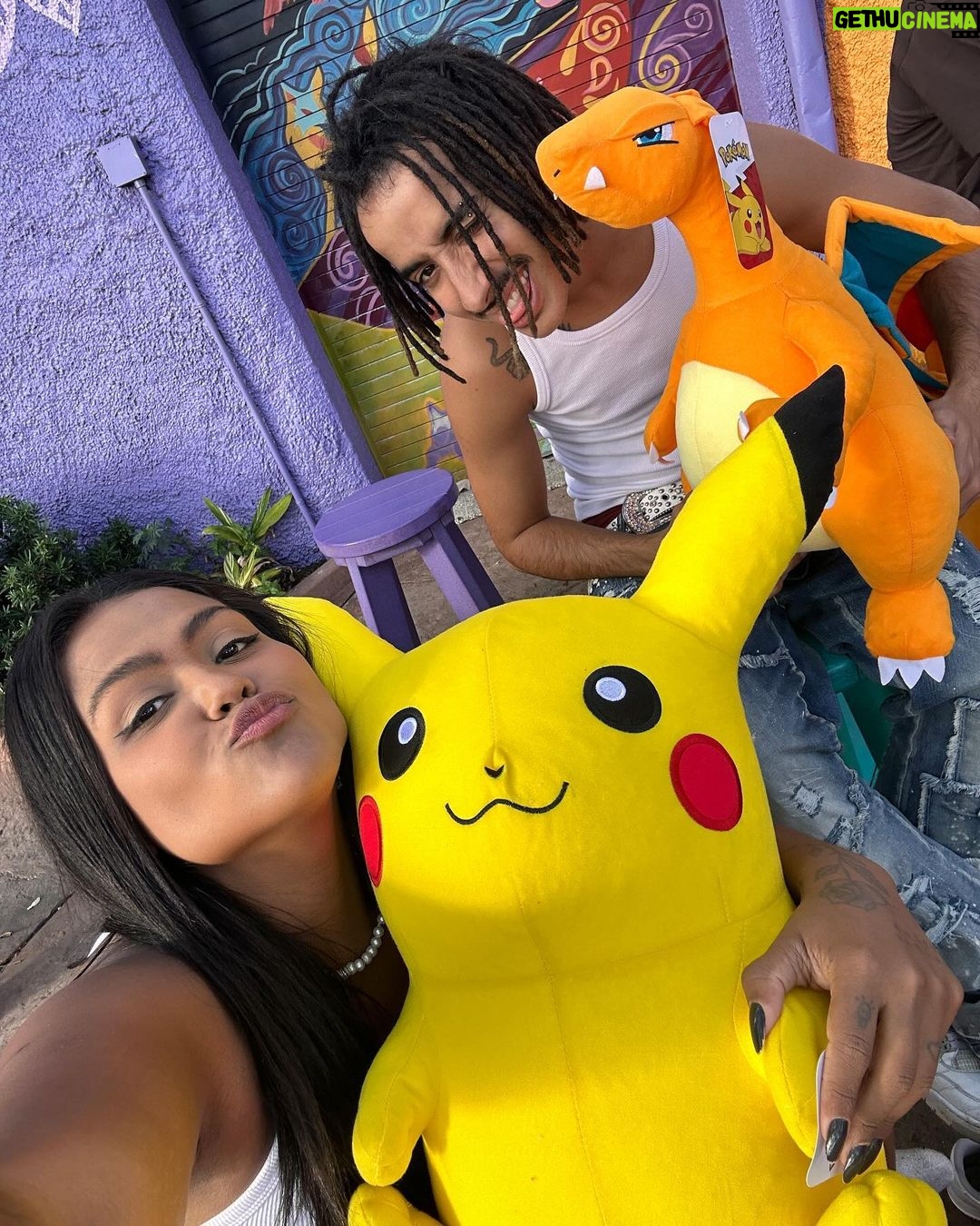 Camila Loures Instagram - Que viagem incrível ❤️ onde vcs querem q seja a próxima viagem da Família Loures? Bush Garden Tampa, Florida
