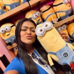 Camila Loures Instagram - Dia de parque… dia feliz 🎢💙 . Obrigada @universaldestinationsbrasil por esse dia maravilhoso por aq 🫶🏽 Universal Studios Florida
