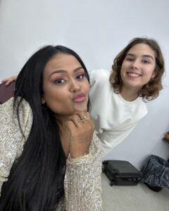 Camila Loures Instagram - Hoje foi a pré estreia do filme que eu participei @umafadaveiomevisitar 🧚‍♀️💕 Estreia dia 12 de outubro nos cinemas.. não percam que ta TOP demais 🫶🏽 Ameiiii