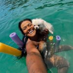 Camila Loures Instagram - Finalizando a viagem do melhor jeito, dia de barco 🛥️🤍🌊 // curtiram a viagem da praia? ja quero a próxima, comentem pra onde temos q ir .. ✨ Maresias, Sao Paulo, Brazil
