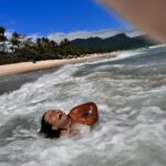 Camila Loures Instagram - Dominguinho perfeito 🏝️❤️ (tirando o caldo q levei 😂) Maresias, Sao Paulo, Brazil