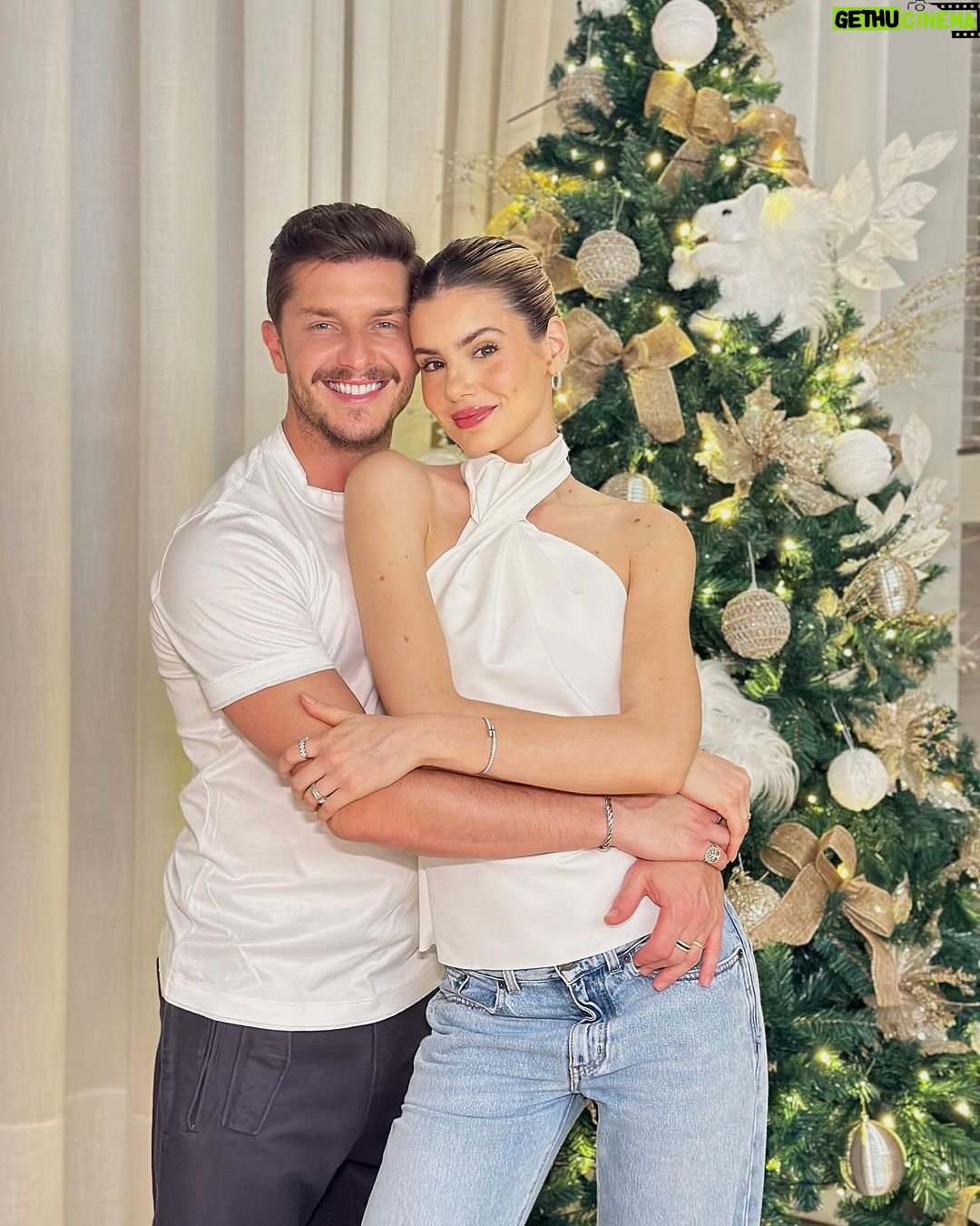 Camila Queiroz Instagram - Merry Christmas ✨🎄❤️